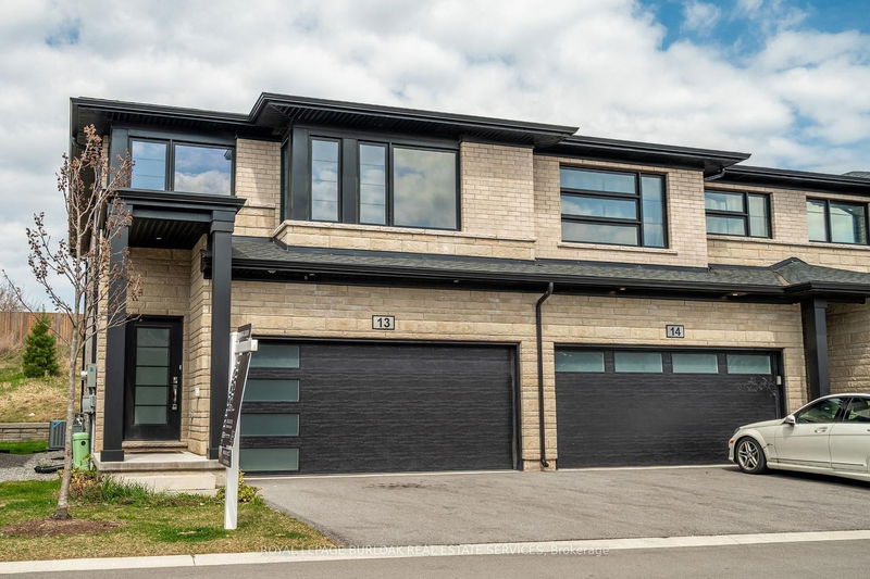Unit 13 — 4552 Portage Rd, Niagara Falls - Cherrywood image-0-0