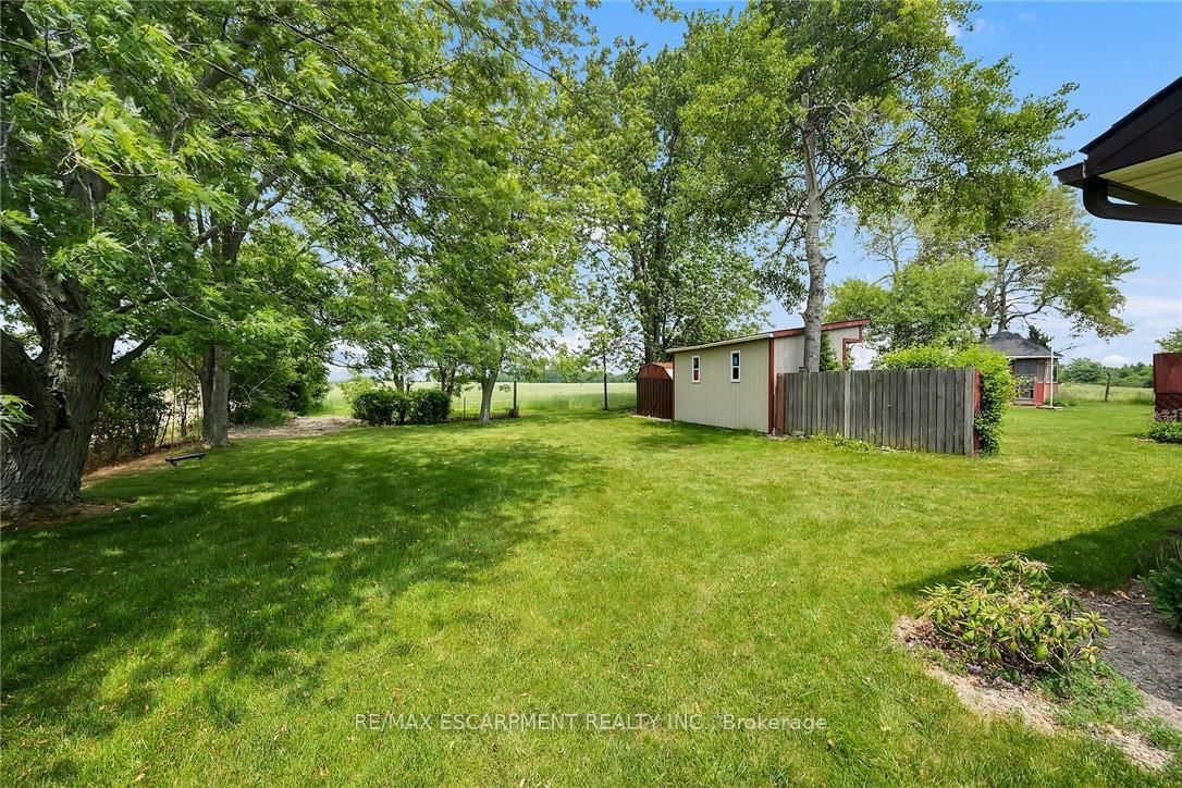 Listing Image 36