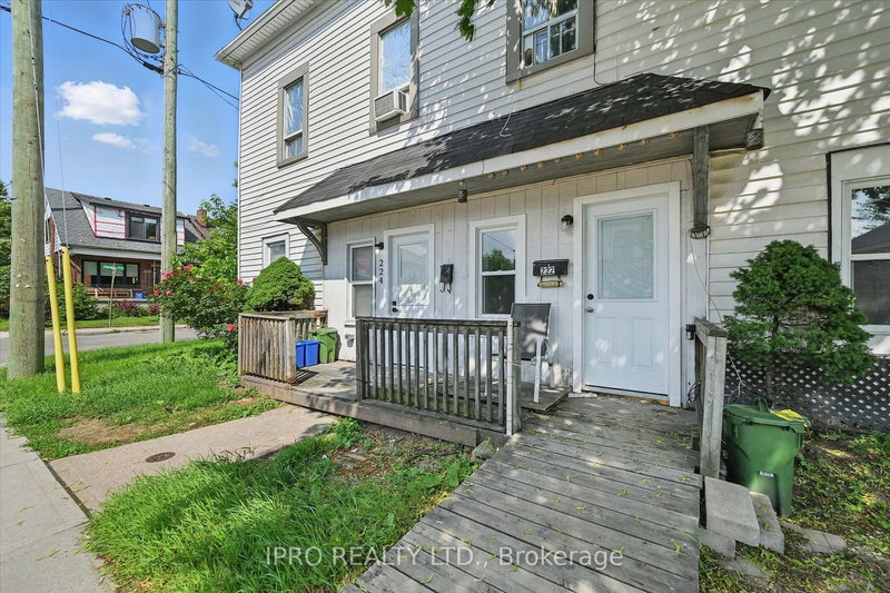 224 Rosslyn Ave N, Hamilton, L8L 7P7 | Image 2