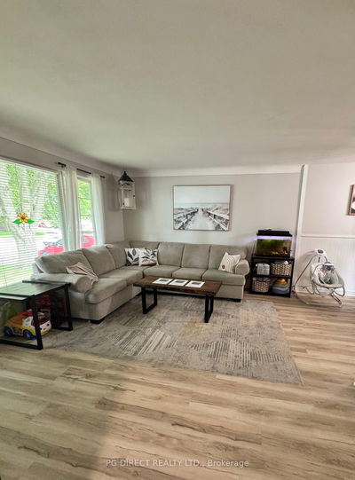 3739 Orlando Dr, Niagara Falls - Church's Lane image-0-1