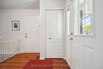 Unit 17 — 2684 Mewburn Rd, Niagara Falls - Casey image-0-2