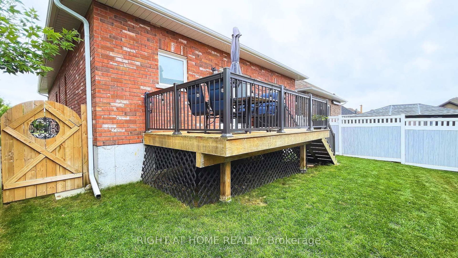 Listing Image 7
