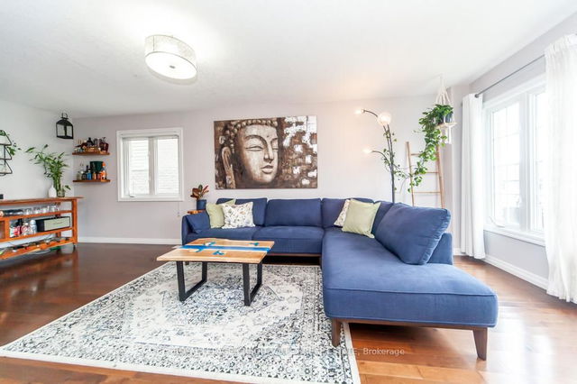 55 Rockcliffe Drive