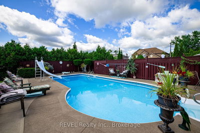 23 Green Meadow Cres, Welland - Prince Charles image-0-2