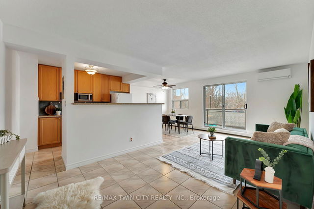 207 - 793 Colborne Street
