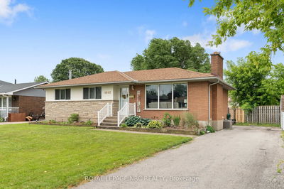 4042 Montcalm Cres, Niagara Falls - Chippawa image-0-2