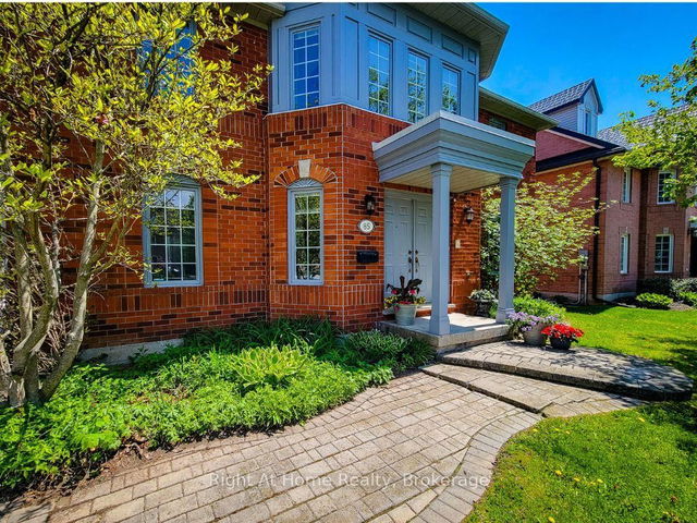 85 Meadowlands Boulevard
