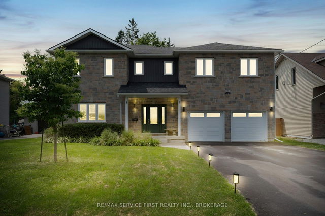 15 Bishop Street