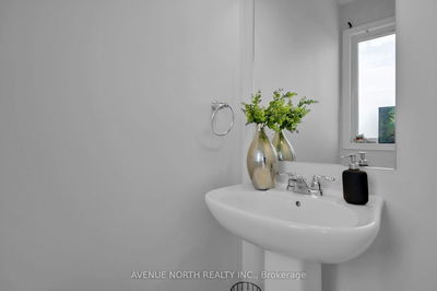 4772 Abbott St, Ottawa - Kanata - Emerald Meadows/Trailwest image-0-4