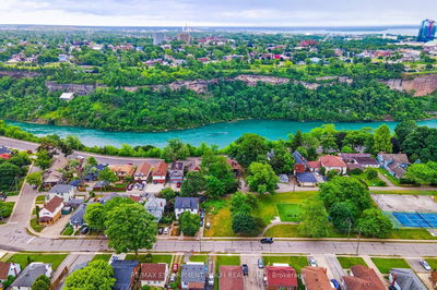 5244 Ontario Ave, Niagara Falls - Downtown image-0-3