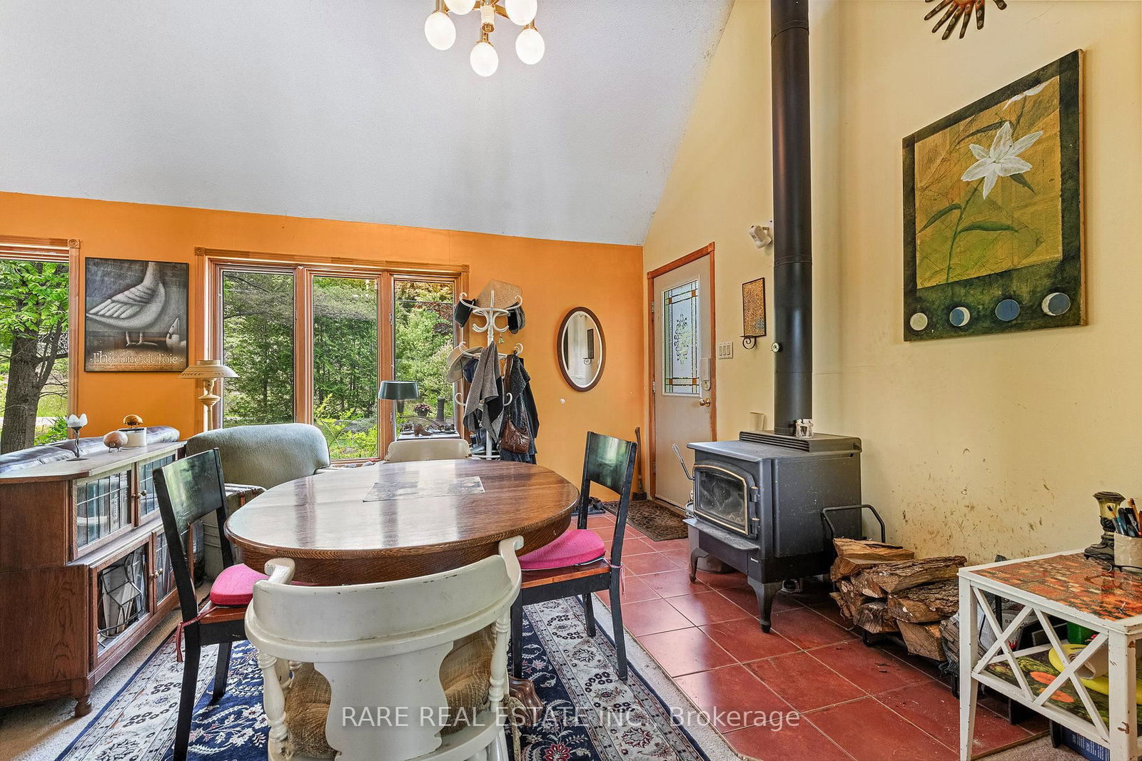 Listing Image 7