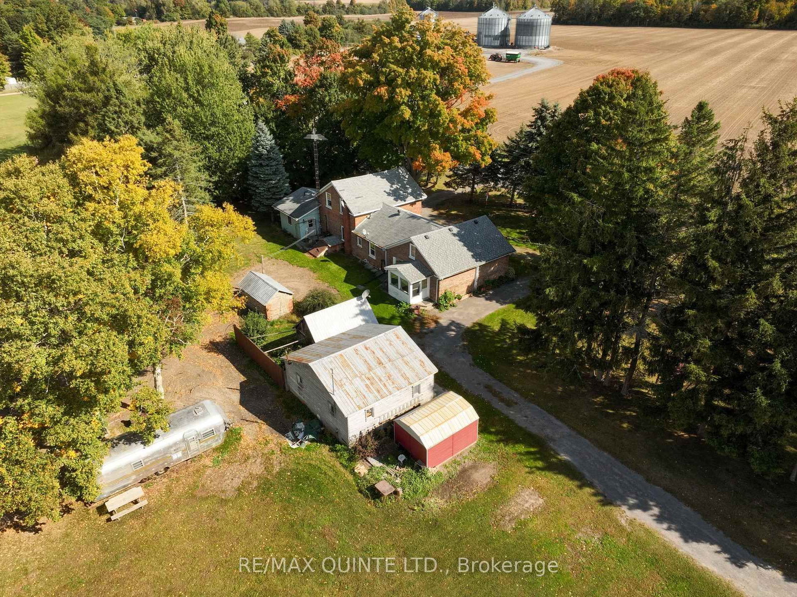 1866-1874 County Rd 12 Road • Prince Edward County, ON photo 16