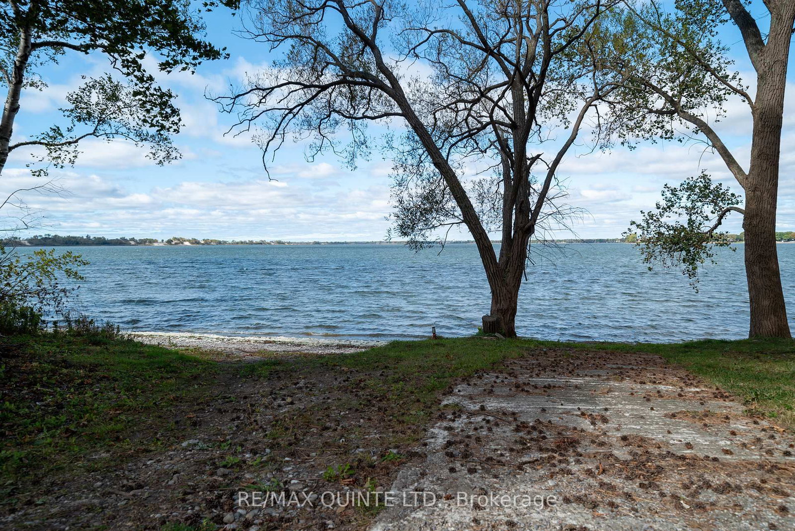 1866-1874 County Rd 12 Road • Prince Edward County, ON photo 38