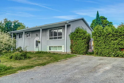3333 White Spruce, Osgoode - Osgoode