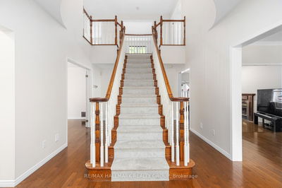 1404 Montresor Way, Orleans - Fallingbrook/Ridgemount image-0-3