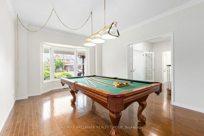 1404 Montresor Way, Orleans - Fallingbrook/Ridgemount image-0-4