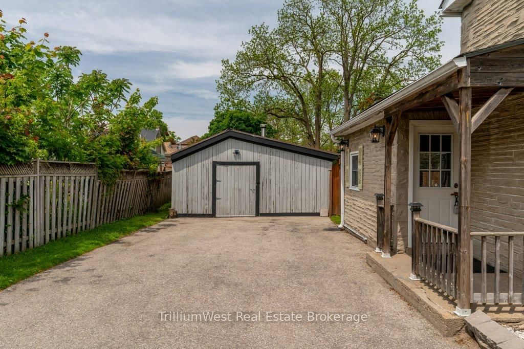Listing Image 32