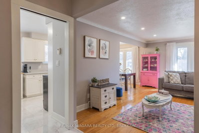 7 Ameer Drive — photo 6