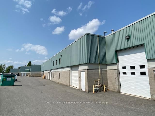 18 - 77 Auriga Dr, Ottawa, K2E 7Z7 | Image 3