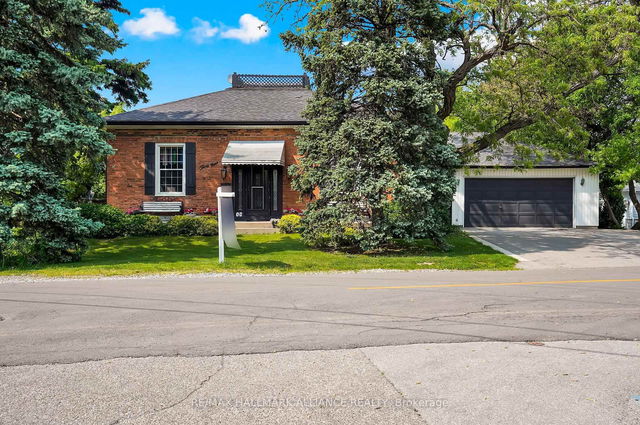 39 Lakeview Drive