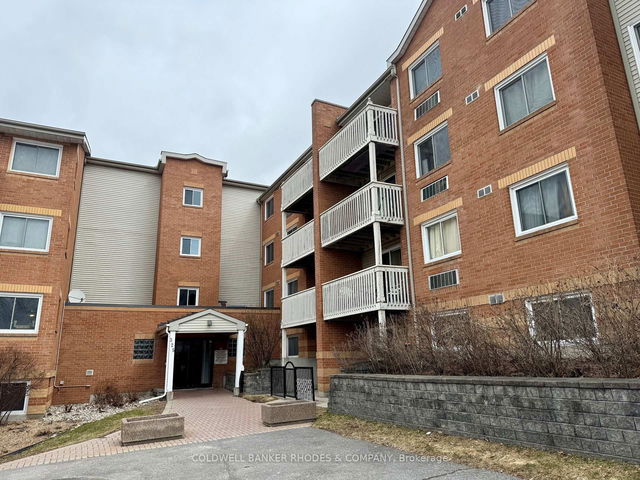 404 - 325 Centrum Boulevard