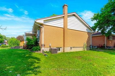 3 Bedford Ave, Brockville - Brockville image-0-3