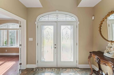 6163 Elkwood Dr, Ottawa - Greely image-0-1