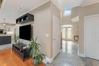 6163 Elkwood Dr, Ottawa - Greely image-0-3