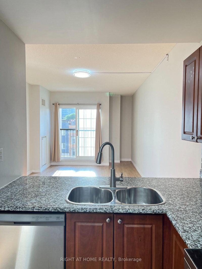 403 - 135 James St S, Hamilton, L8P 2Z6 | Image 2