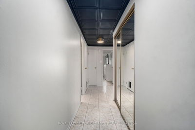 Unit 1806 — 158A McArthur Ave, Ottawa - Vanier image-0-2