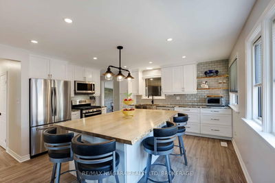 6018 Cabot Dr, Niagara Falls - Cherrywood image-0-4