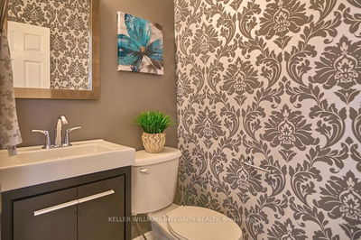 333 Brigitta St, Ottawa - Kanata - Emerald Meadows/Trailwest image-0-3