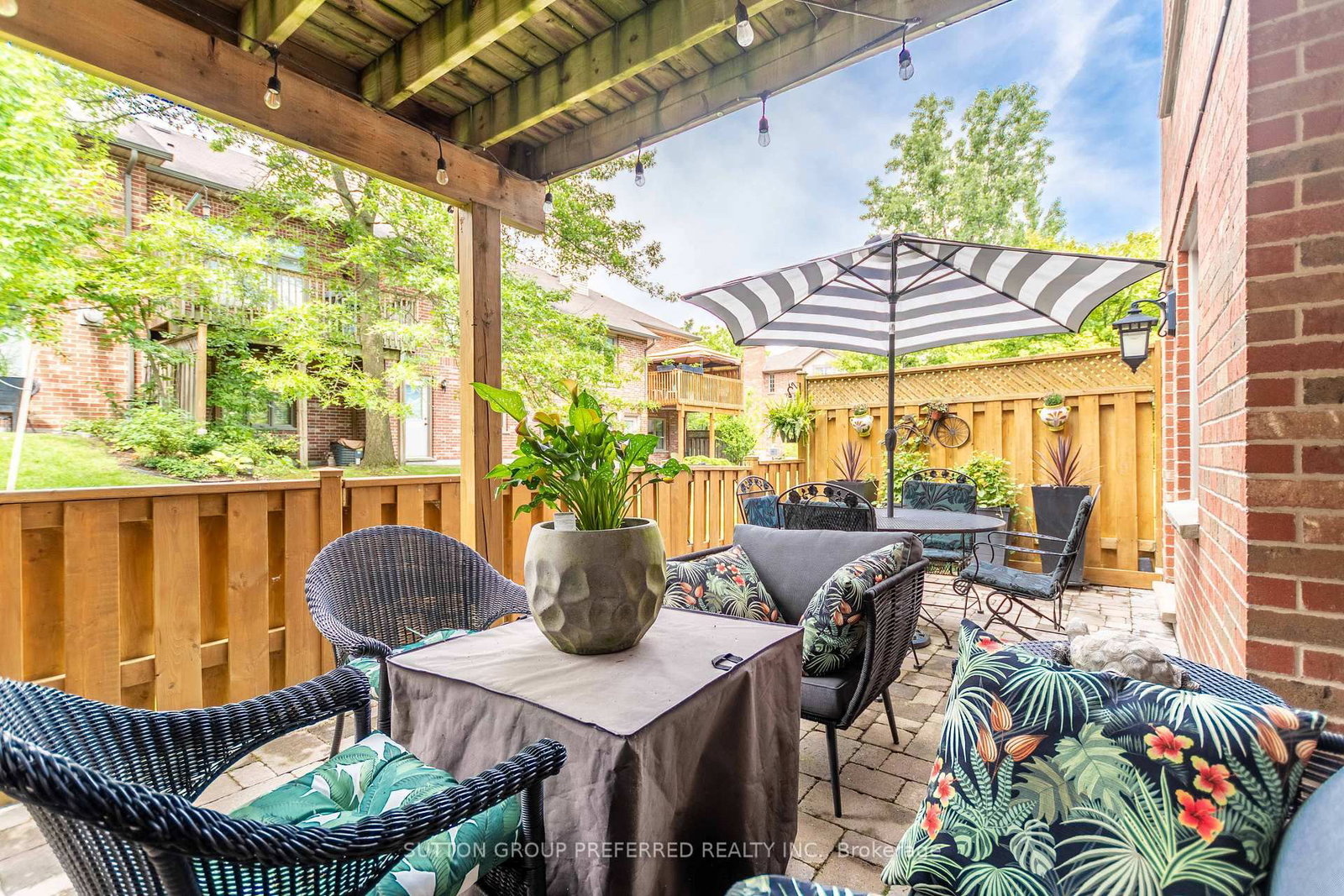 Listing Image 44
