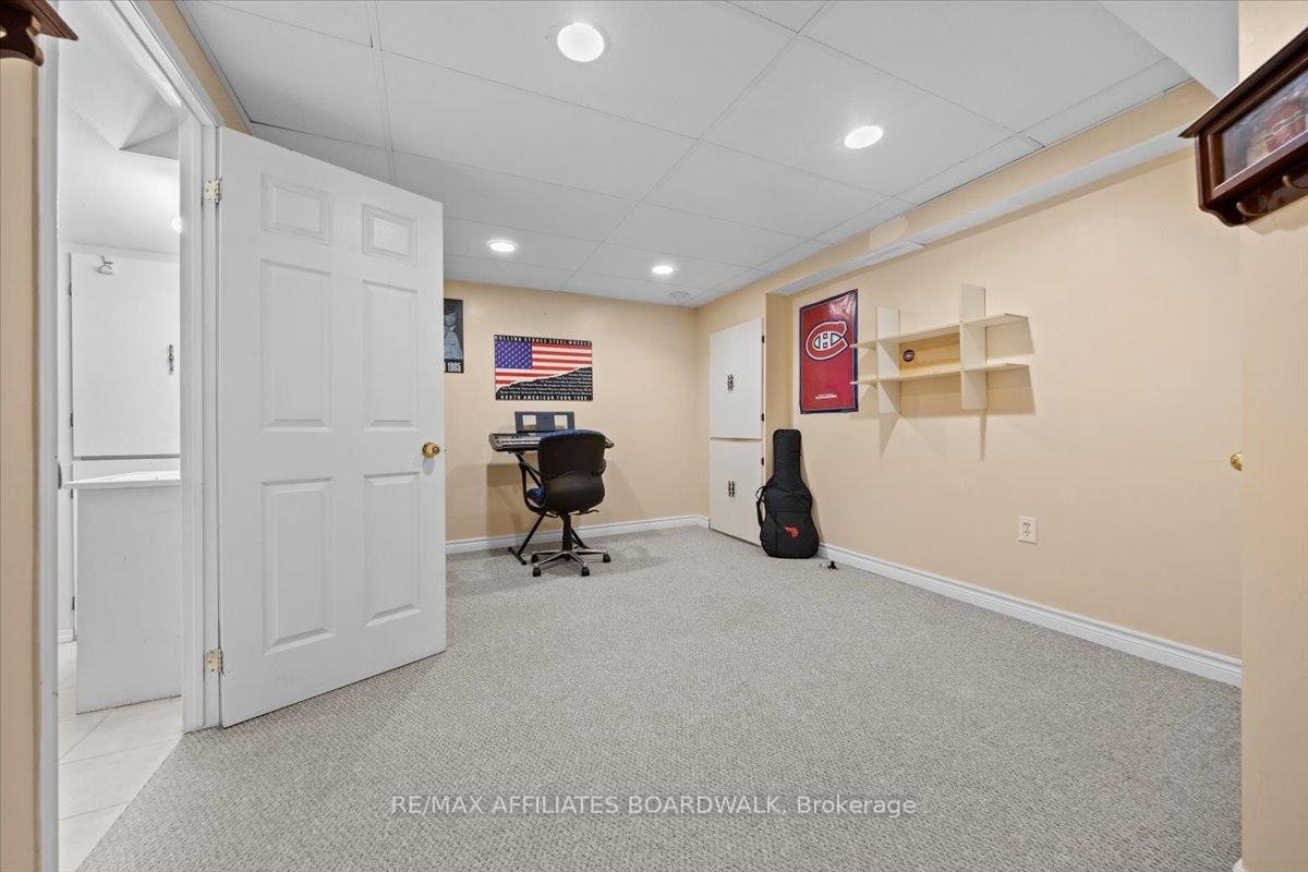 Listing Image 35