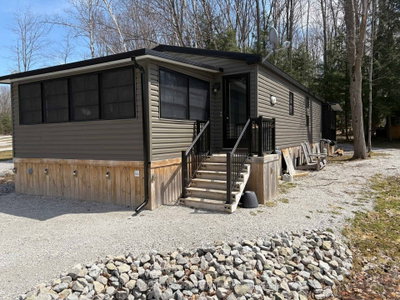 Mobile/Trailer sold at SMR202-1082 Shamrock Marina Road, Gravenhurst, Ontario, P0E 1N0 - Morrison - MLS: X12239986