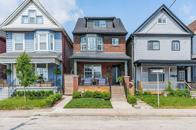 127 Sherman Avenue N