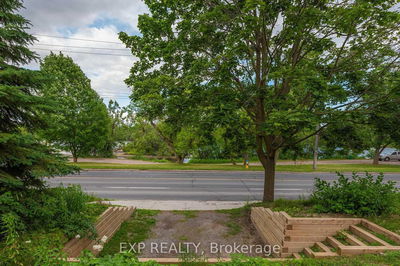 1033 Water St, Peterborough North - 1 South image-0-2