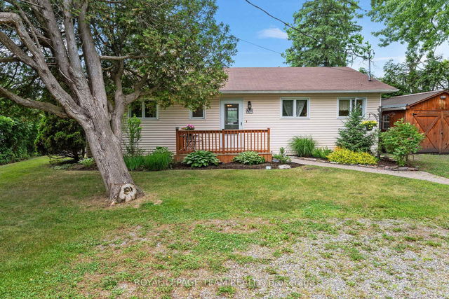 2733 Rideau Glen Lane