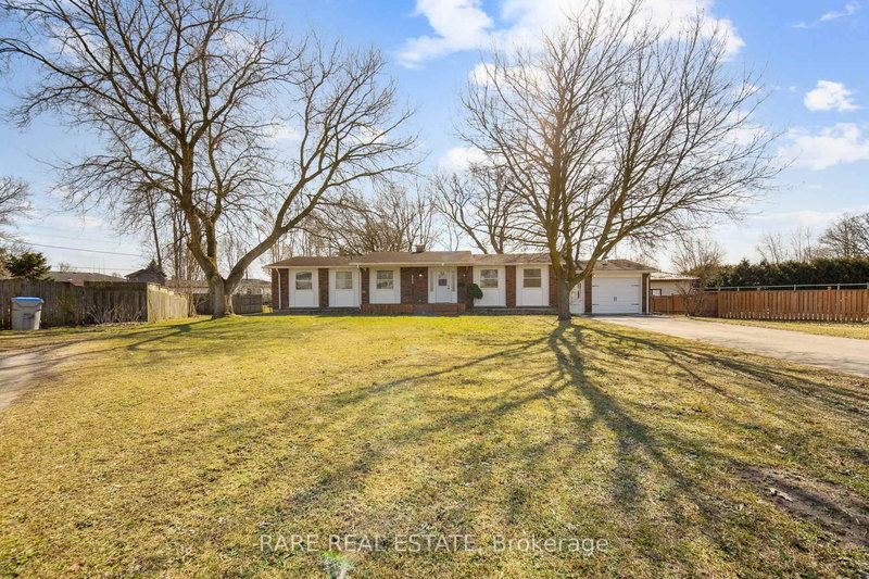 314 Laughton Cres, Strathroy-Caradoc, N7G 1H7 | Image 2