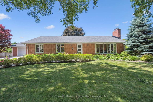 96 Callander Drive
