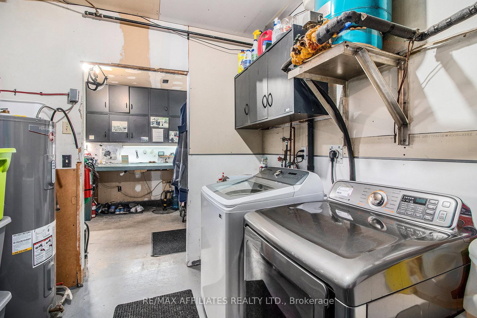 Detached House sold at 9674 Hall Road, Augusta, Ontario, K0G 1R0 - Augusta Twp - MLS: X12242030