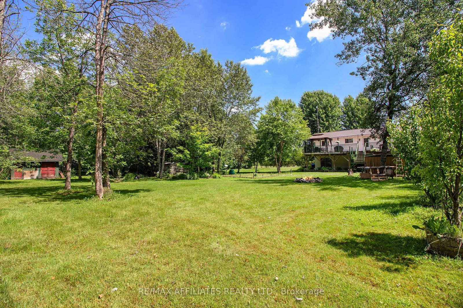 Detached House sold at 9674 Hall Road, Augusta, Ontario, K0G 1R0 - Augusta Twp - MLS: X12242030