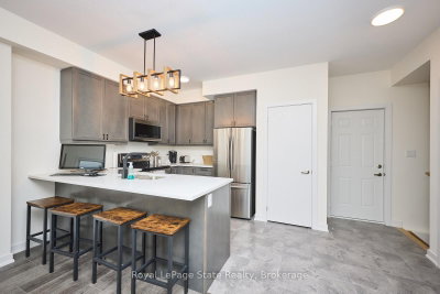 Unit 23 — 590 North Service Road — photo 4