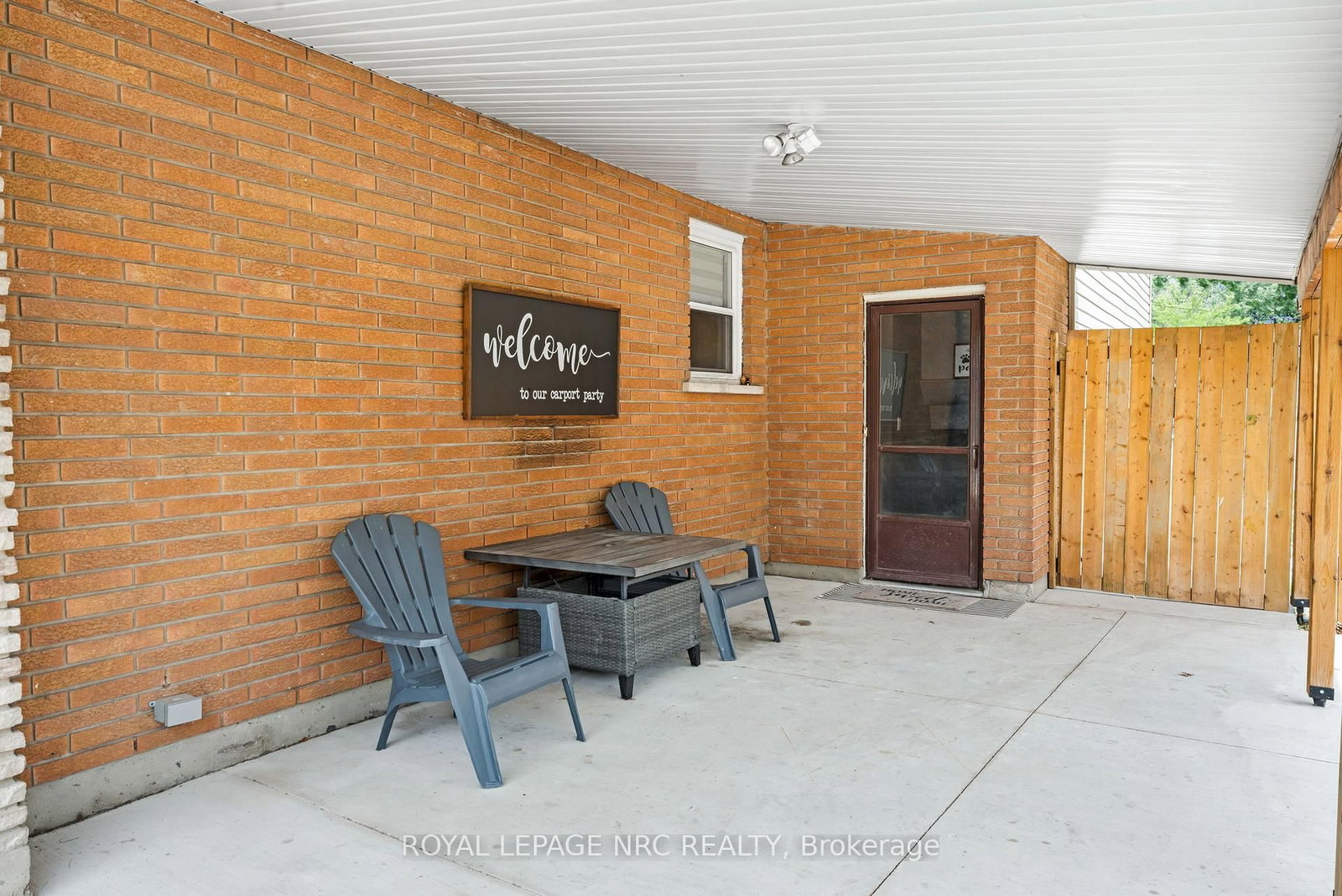 Listing Image 5
