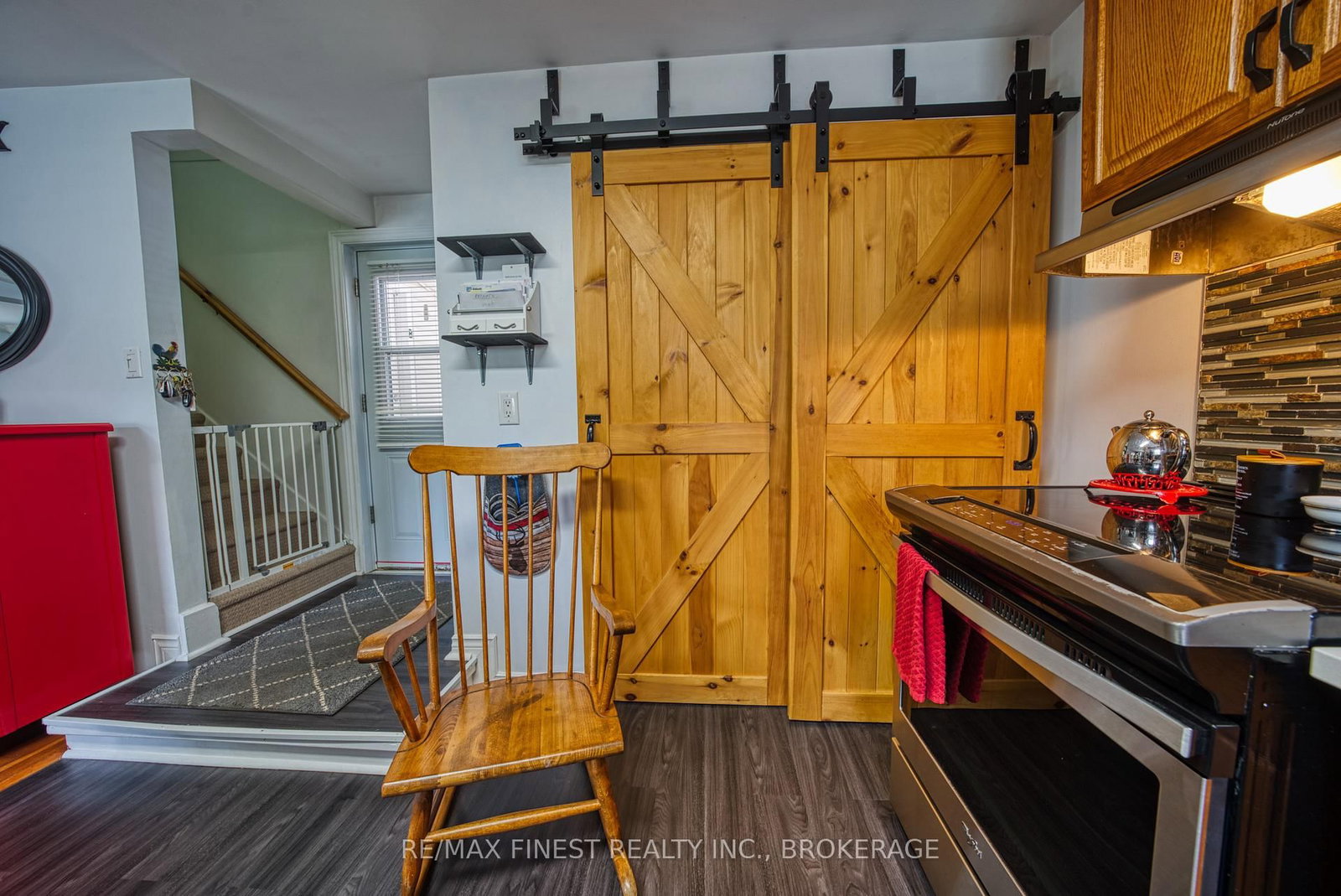 Listing Image 15