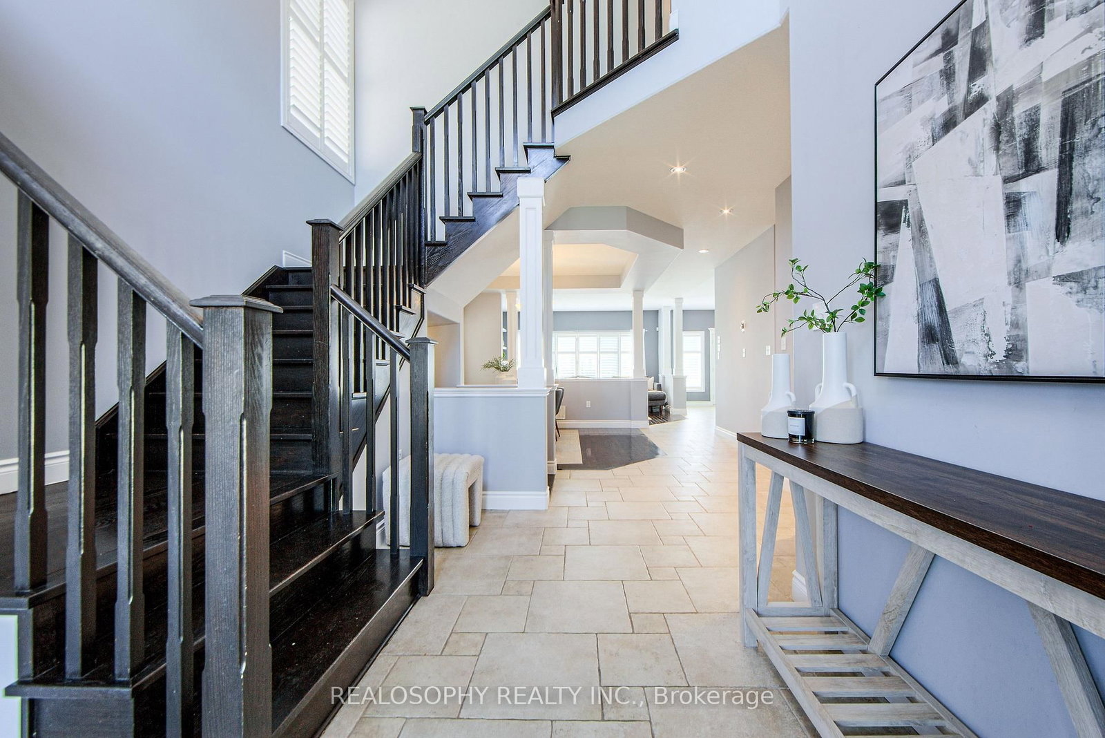 Detached House sold at 24 Mona Lisa Court, Hamilton, Ontario, L9B 0C5 - Carpenter - MLS: X12242596