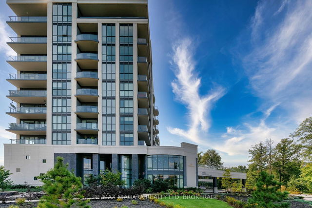802 - 7711 GREEN VISTA Gate