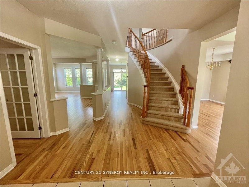 149 INSMILL Cres, Kanata, K2T 1G2 | Image 2