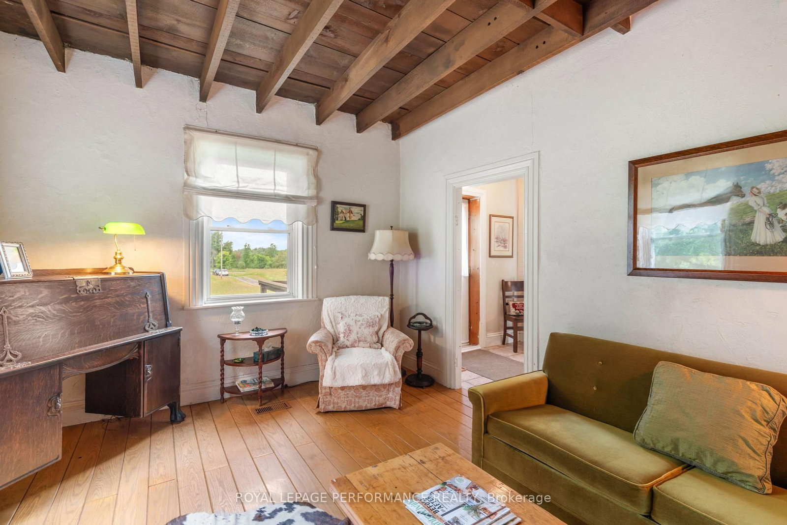 Listing Image 7