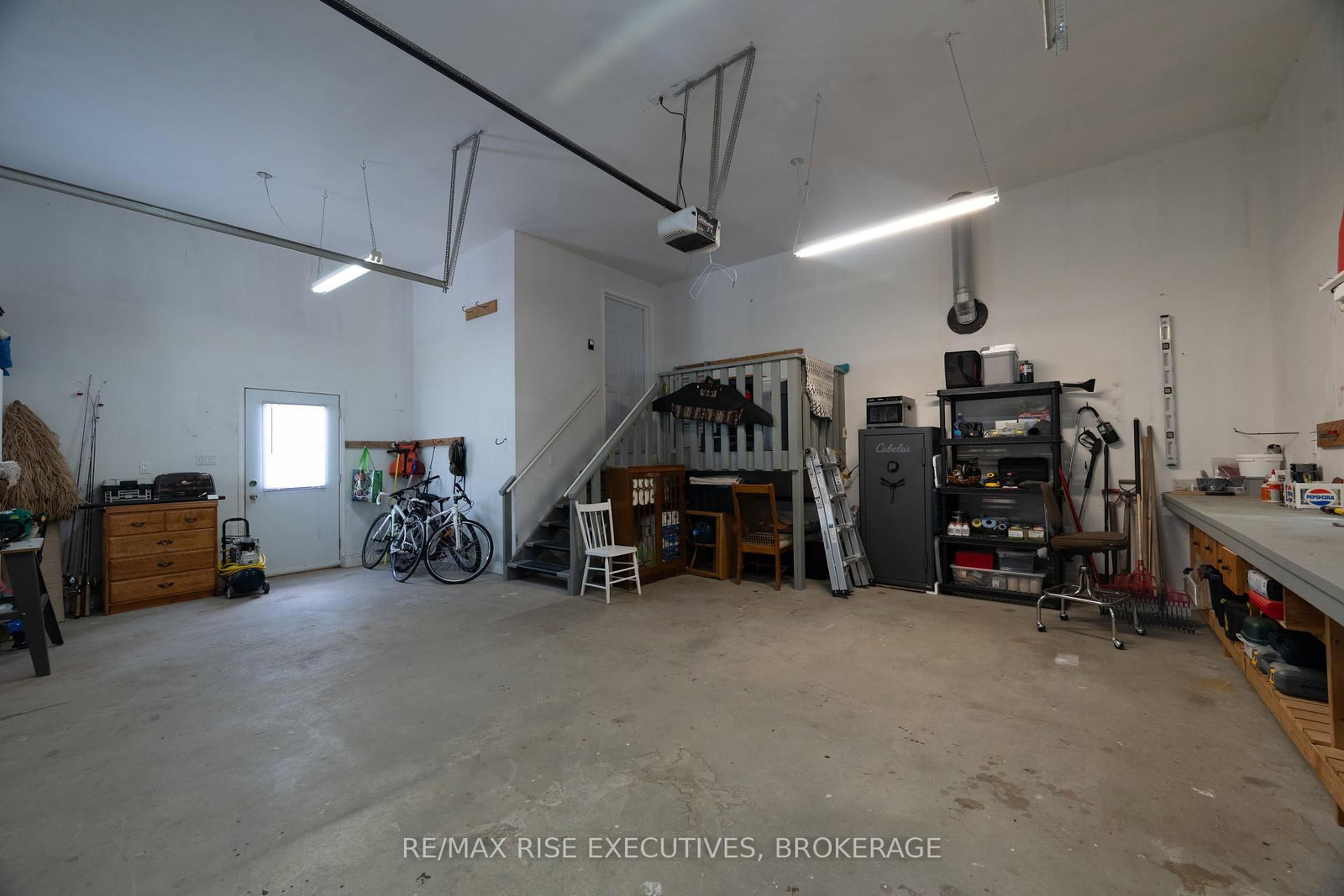 Listing Image 33